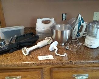 Assorted Kitchen CounterTop Appliances