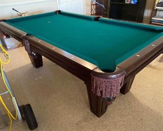 001 Brunswick Pool Table