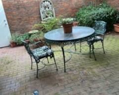Heavy Cast metal patio set 4 chairs