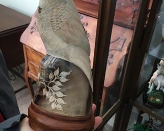 . . . a close-up look of the bird. Hand model available for future gigs!