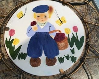 . . . one of two cute tea caddies