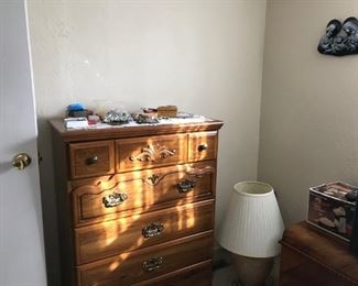 dresser to bedroom set