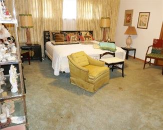 Grand Master Bedroom Suite