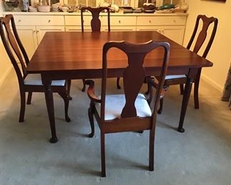 Dining Room Table and Four Chairs https://ctbids.com/#!/description/share/337664