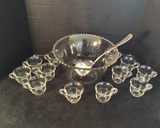 Punch bowl set https://ctbids.com/#!/description/share/337747