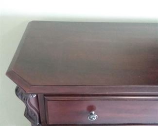 New Classic Home Furnishings Chest of Drawers x 2 and night stands x 2