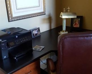 Urn print & leather desk chair