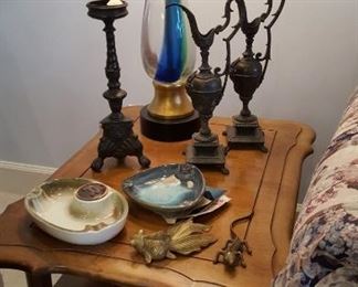 Side table & mid-century lamp