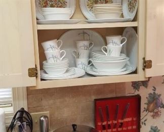 Small appliances, Corelle ware