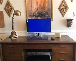 Broyhill Emphasis Desk