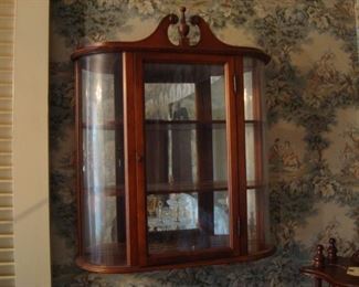 D103 Round Face Mirror Backed 3 Shelf Curio Cabinet 