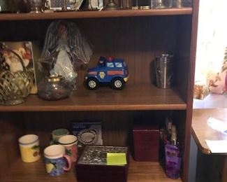 Assorted Accessories.