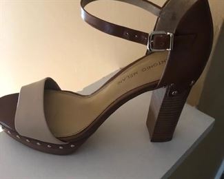 Antonio Melani sandal