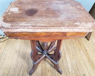 Fixer Upper: Antique Side Table https://ctbids.com/#!/description/share/337017