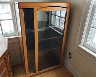 Wooden Organizer https://ctbids.com/#!/description/share/335482