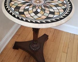 Decorative Circular Inlaid Table https://ctbids.com/#!/description/share/336398