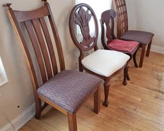 Vintage Chairs https://ctbids.com/#!/description/share/336605