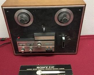 KLH Reel to Reel Player https://ctbids.com/#!/description/share/337607
