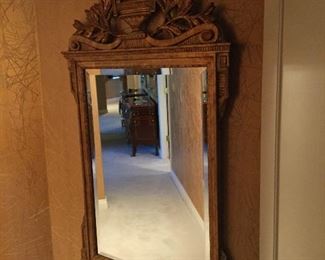 Gilt Wood-Framed Mirror https://ctbids.com/#!/description/share/338117