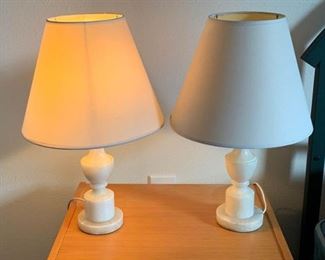 Set Of Marble Type Lamps https://ctbids.com/#!/description/share/337953