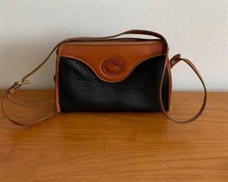 Dooney & Bourke Black/Tan Handbag https://ctbids.com/#!/description/share/337985