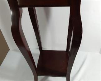 28" wooden table https://ctbids.com/#!/description/share/338003