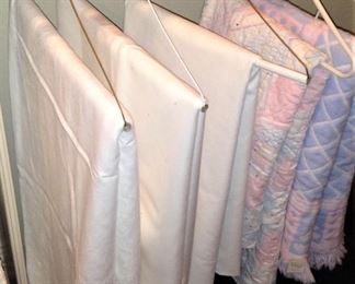 Table cloths and throws