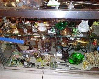 Frogs and other small collectibles