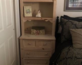 Beautiful Stanley Furniture 6 piece bedroom set