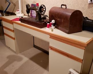 Sewing desk