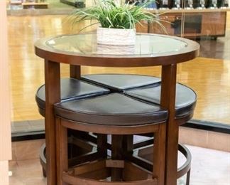 Adorable Counter height table and chairs!