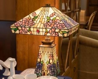 Tiffany Style Lamp - three way