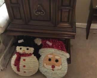 Set of end tables / Christmas items