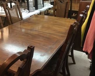 Dining room Table and chairs - has leaf and covers