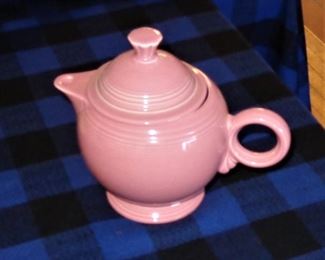 L125=Fiesta pink teapot (7.25"):  $ 32.