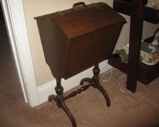 Sewing box stand
