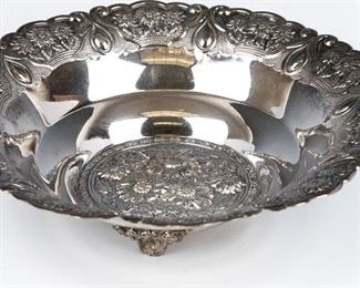 A STERLING SILVER FOOTED BOWL. Probably Italian
