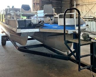 Just in time for Summer This Nice TRI Tune Party Boat with 85hp Evinrude motor.  Boat measures 22'x8'.