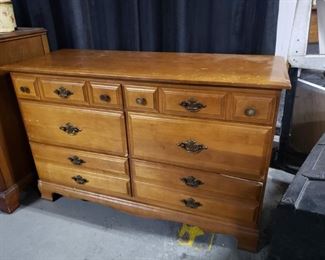 Vintage Solid wood 6 drawer dresser 50"W x 18" x 32"H