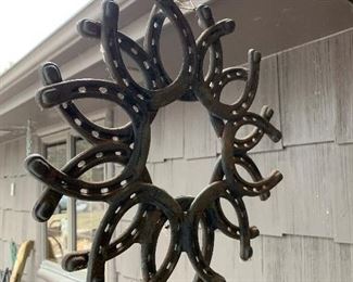 Metal Horse Shoe Wreath