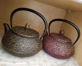 Iron teapots