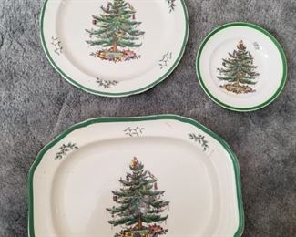 Spode Christmas Tree platter and plates, part of a larger set