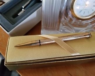 Gold-plated? Pen in presentation case