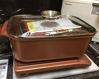Copper Chef 14-in-1 Multi Cooker Set ( Brand New) Never Used!!!! 
Also Copper Chef Induction Cooktop