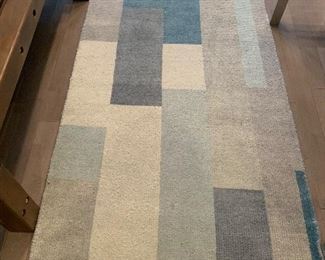 Rugs & Runners in blue, grey and white