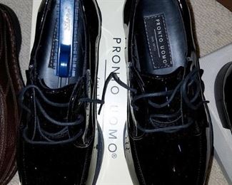 Pronto Uomo men's shoes size 10 $15.NOW all are 25% off listed prices