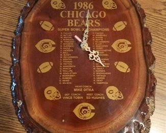 1986 Chicago Bears clock on wood $20 NOW $15