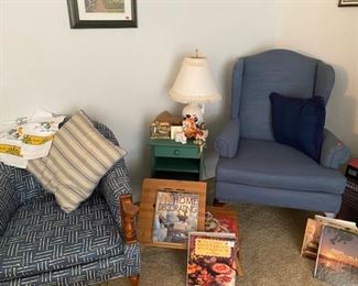CHAIRS, END TABLES, LAMPS, THROW PILLOWS, COOKBOOKS, FRAMED ART, ETC.,