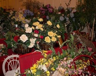 Hundreds of Silk Flowers - Loose, in Pots, Baskets and More!!!