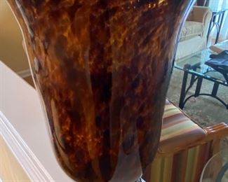 Pretty tortoiseshell vase with nice height and curves